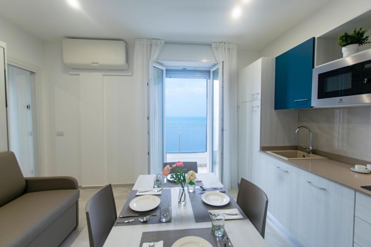 Residence Flow-R Riccione Esterno foto