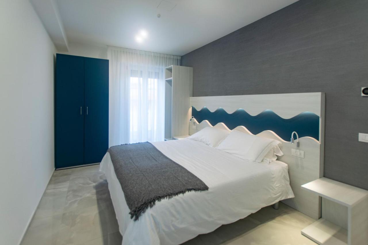 Residence Flow-R Riccione Esterno foto