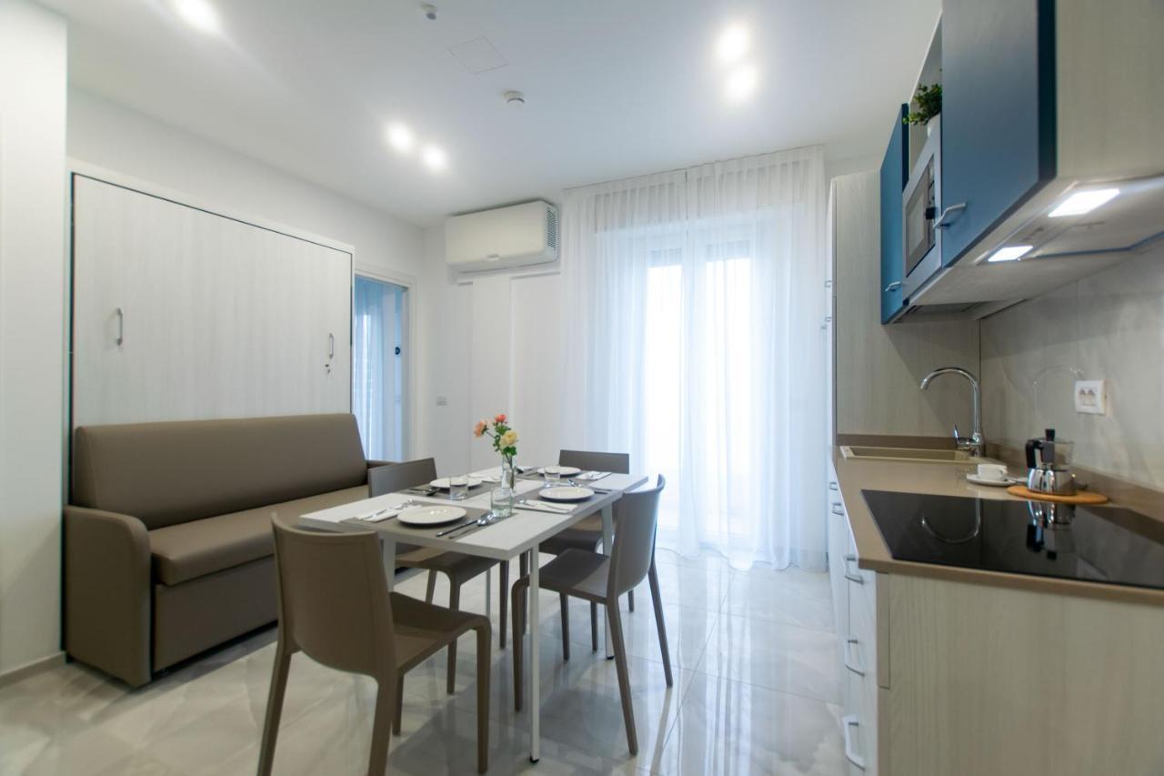 Residence Flow-R Riccione Esterno foto